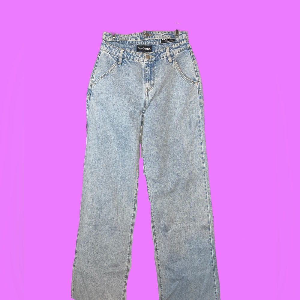🆕 #12M- fashion Nova Keep Looking Waistband Straight Leg Jean, Light Blue Wash